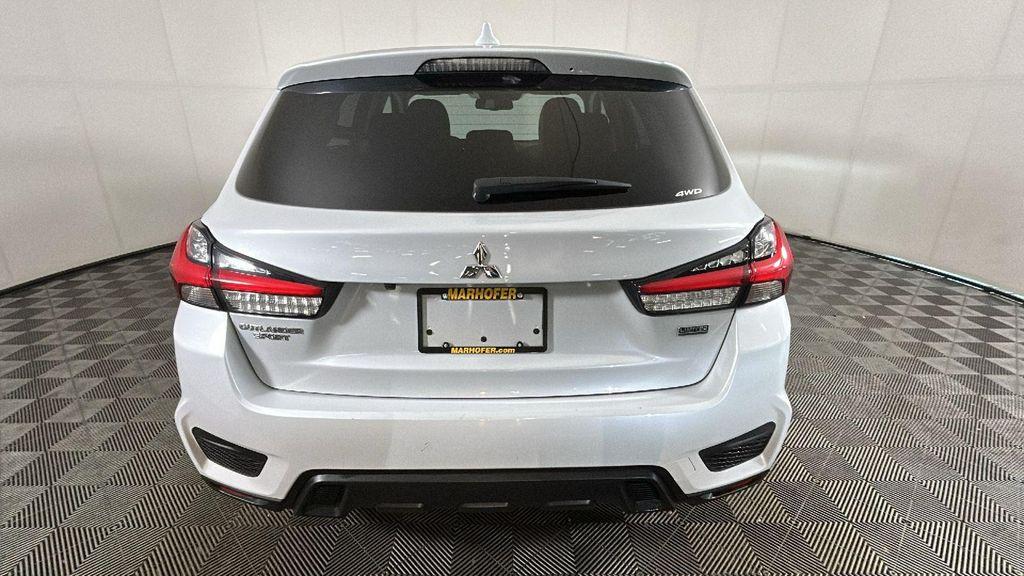 Mitsubishi Outlander Sport 2025