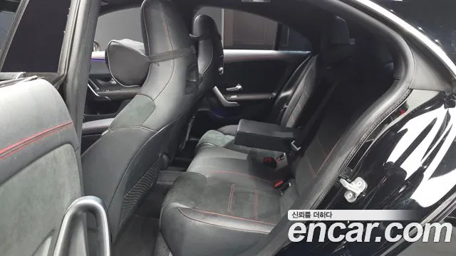 Mercedes-Benz CLA 2023