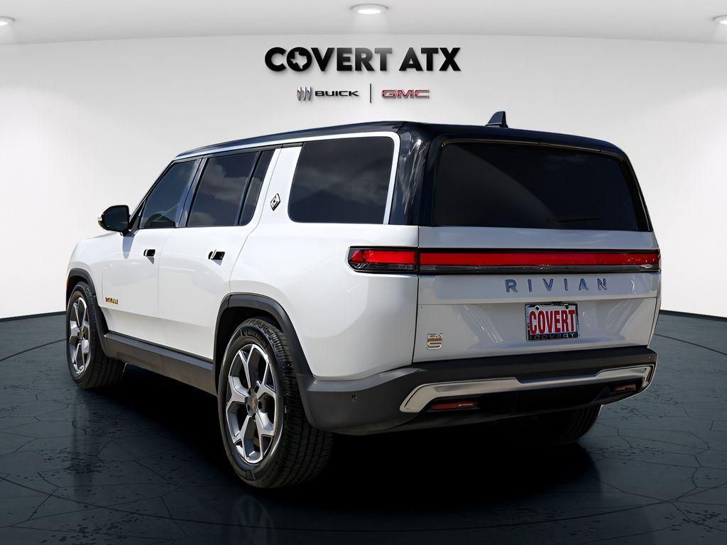 Rivian R1S 2024