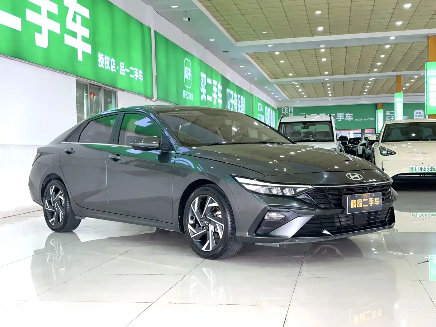 Hyundai Elantra 2024