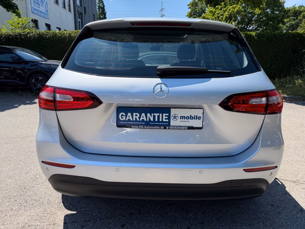Mercedes-Benz B 220 2022