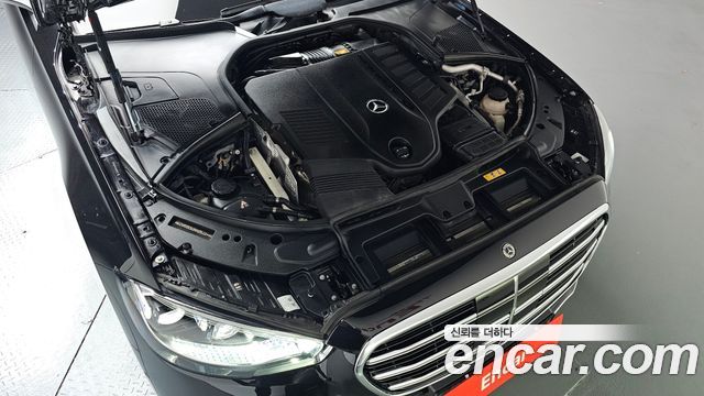 Mercedes-Benz S-Класс 2021