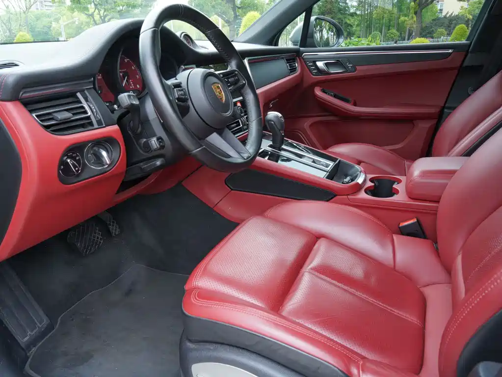 Porsche Macan 2023