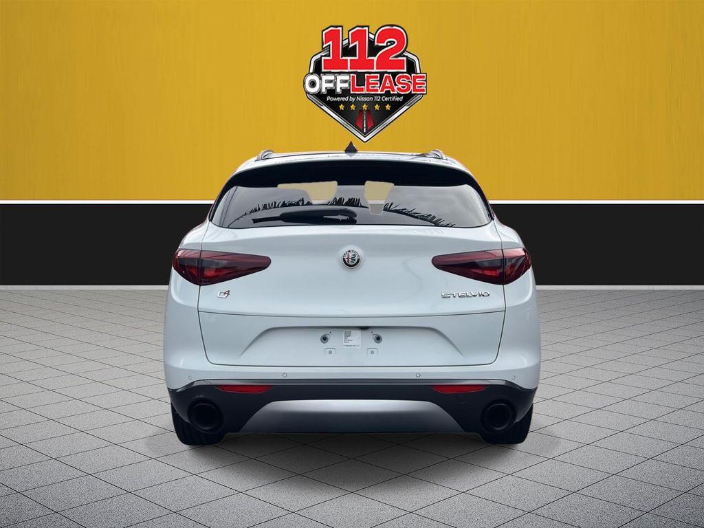 Alfa Romeo Stelvio 2022
