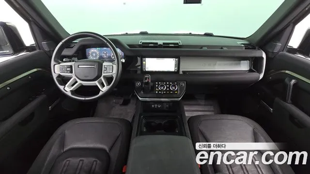 Land Rover Defender 2020