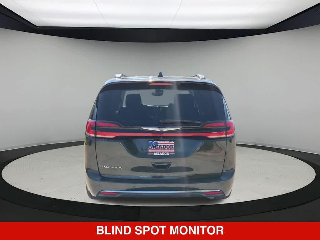 Chrysler Pacifica 2022