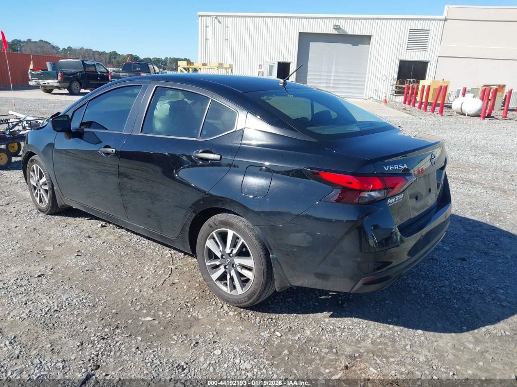 Nissan Versa 2024