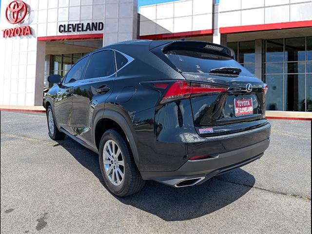 Lexus NX 300 2021
