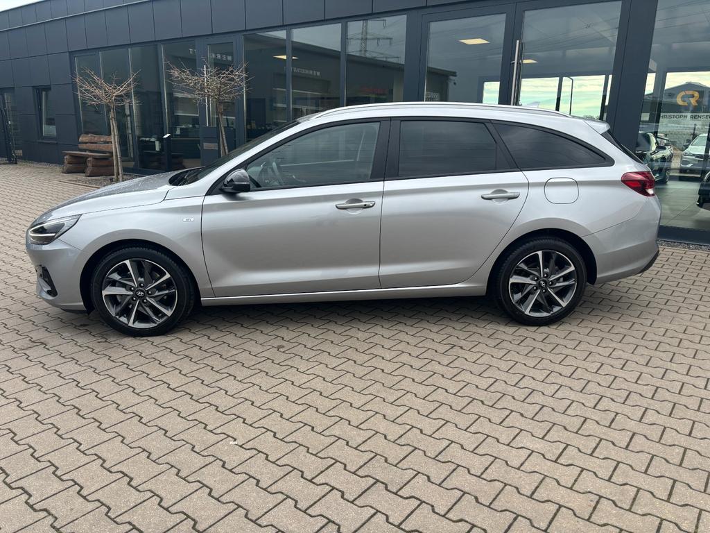 Hyundai i30 2021