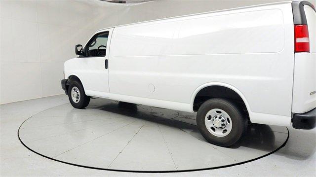 Chevrolet Express 2023