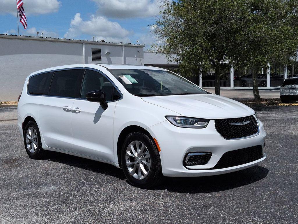 Chrysler Pacifica 2026