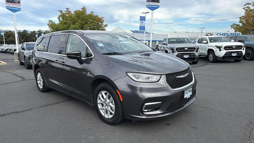 Chrysler Pacifica 2023