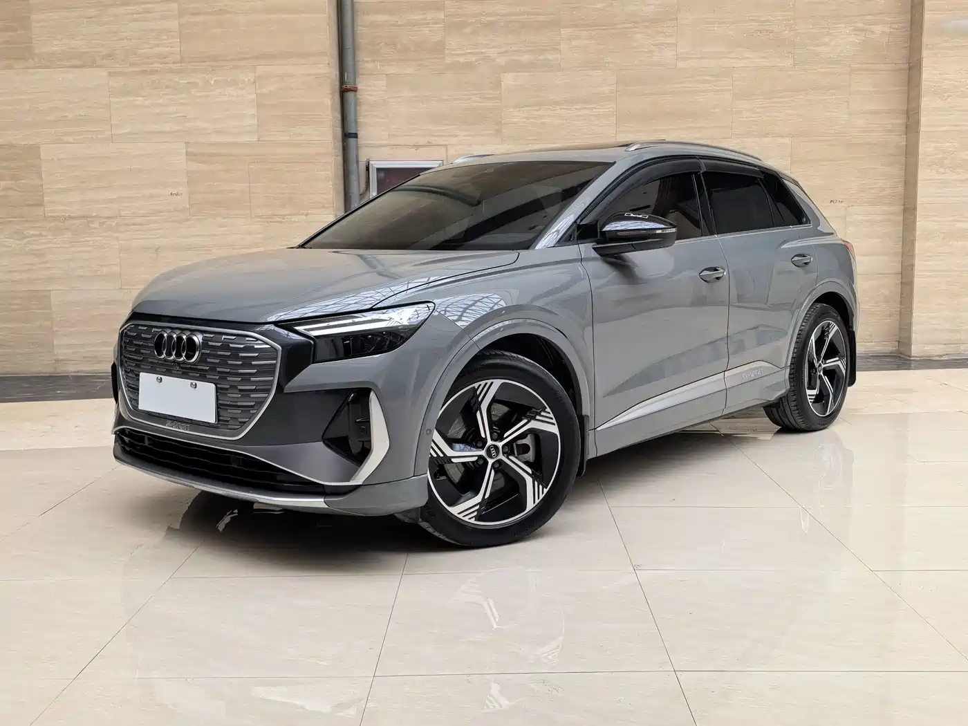 Audi Q4 e-tron 2023