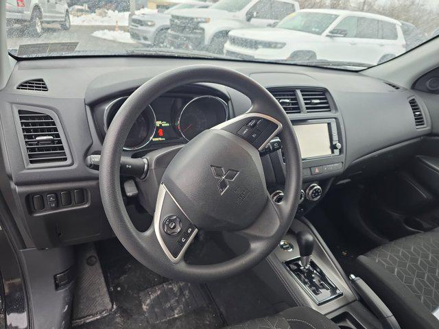 Mitsubishi Outlander Sport 2025