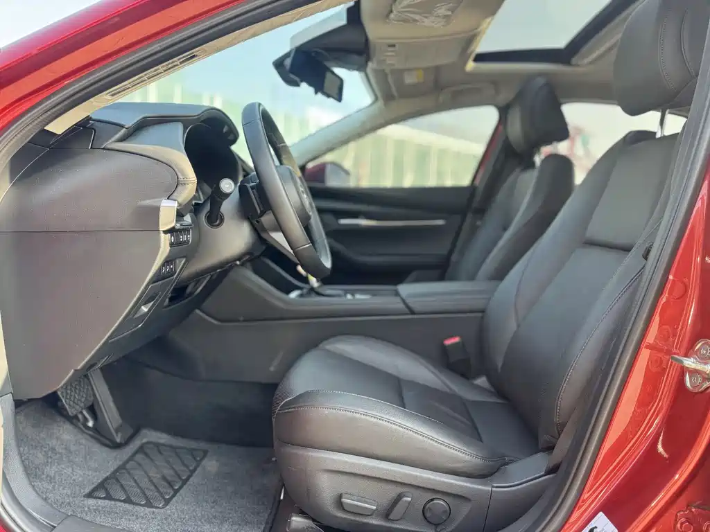 Mazda 3 2024