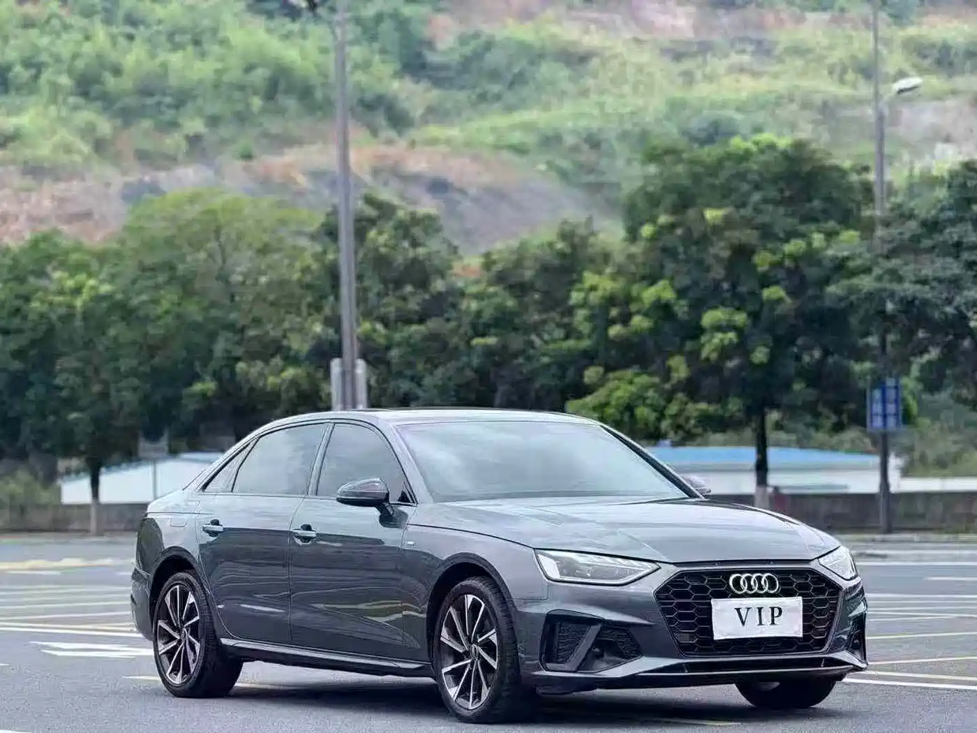 Audi A4 2023