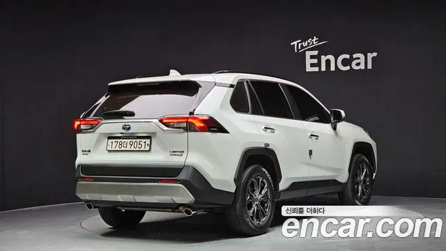 Toyota RAV4 2023