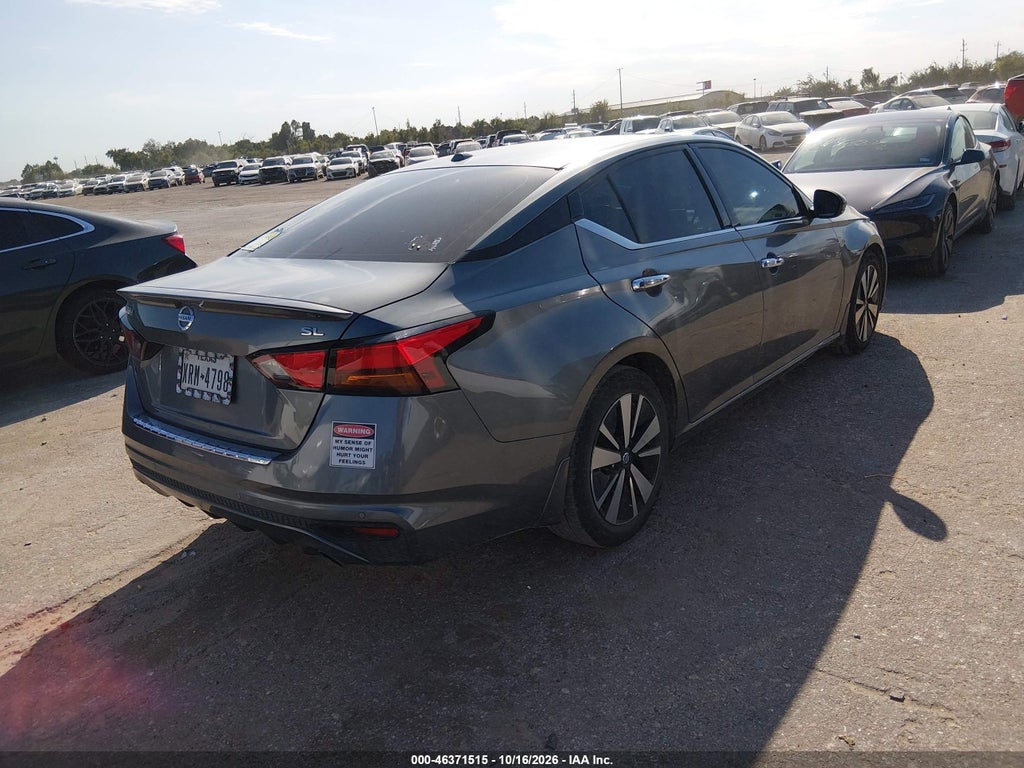 Nissan Altima 2022