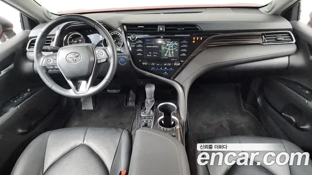 Toyota Camry 2021