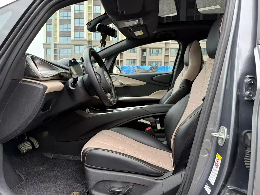 BYD Dolphin 2024
