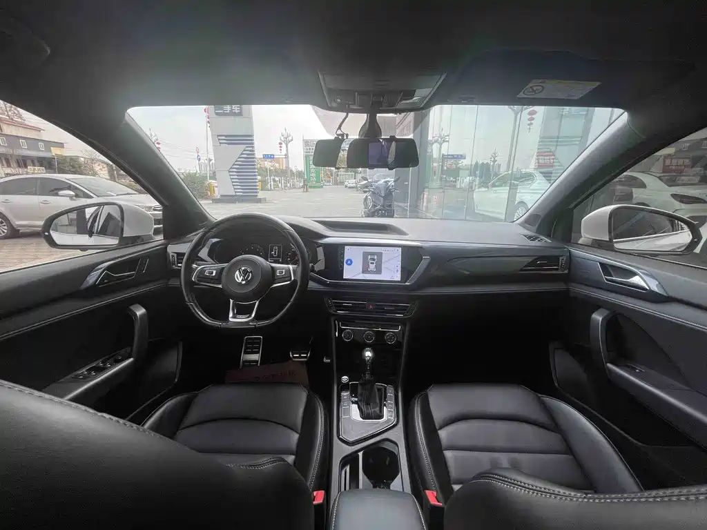 Volkswagen Tharu 2021