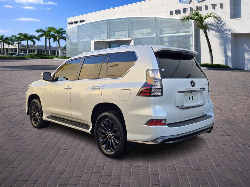 Lexus GX 2023