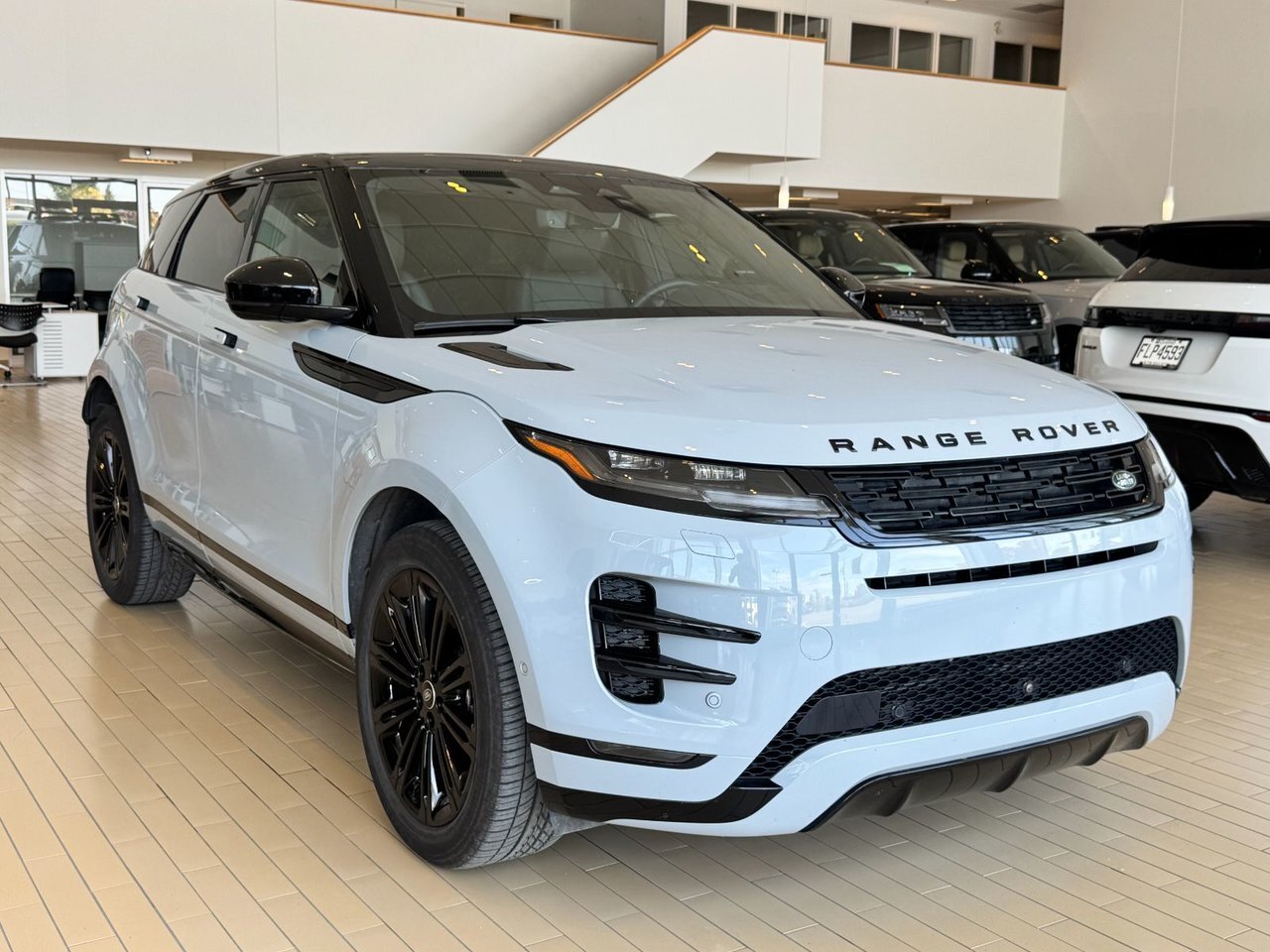 Land Rover Range Rover Evoque 2025