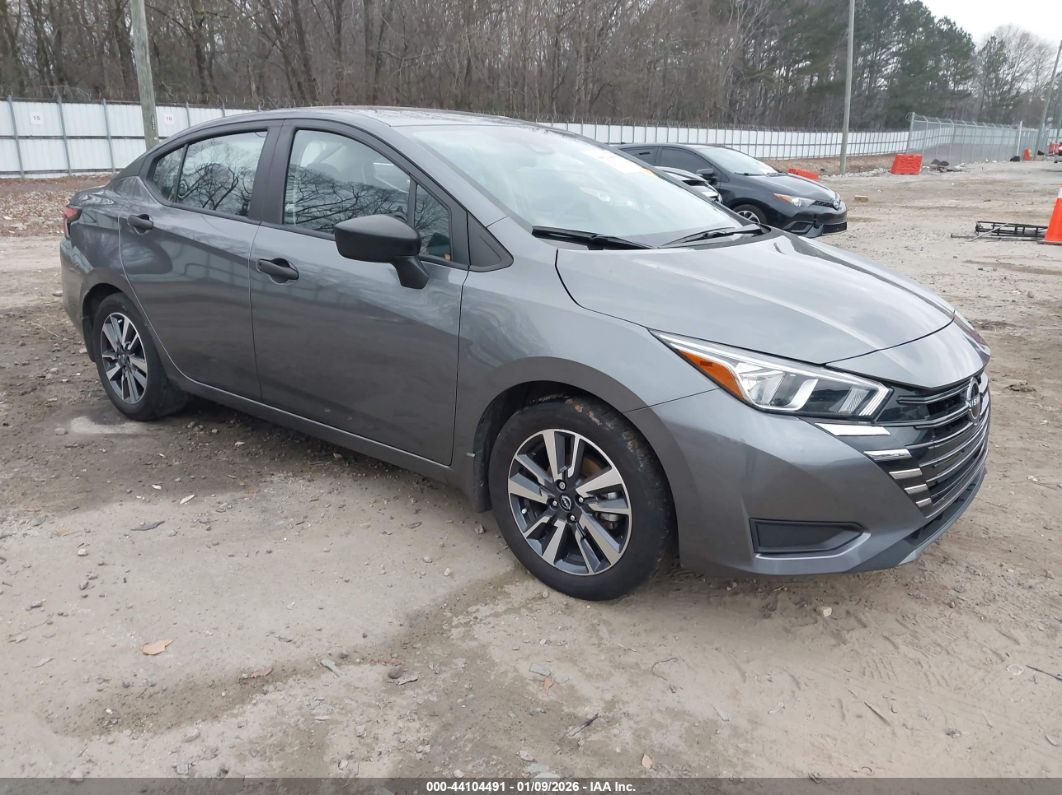 Nissan Versa 2024
