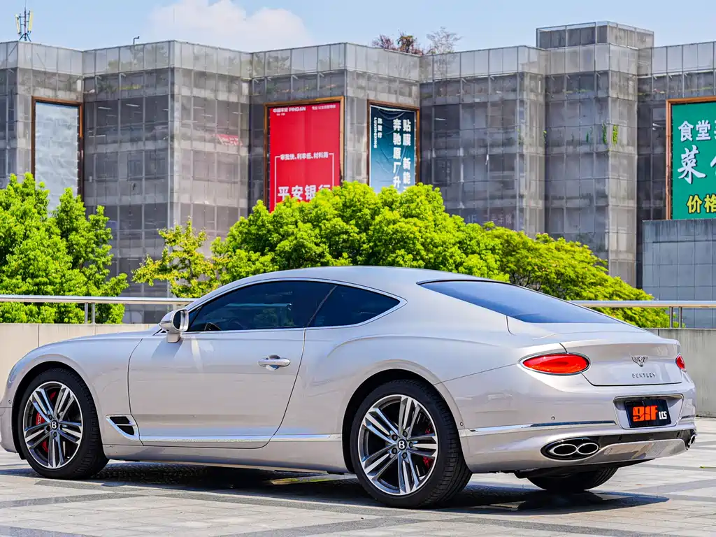 Bentley Continental 2023