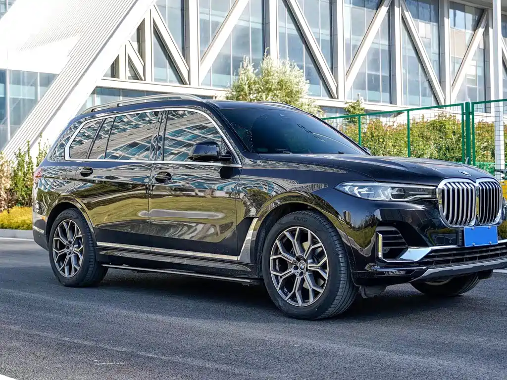 BMW X7 2023