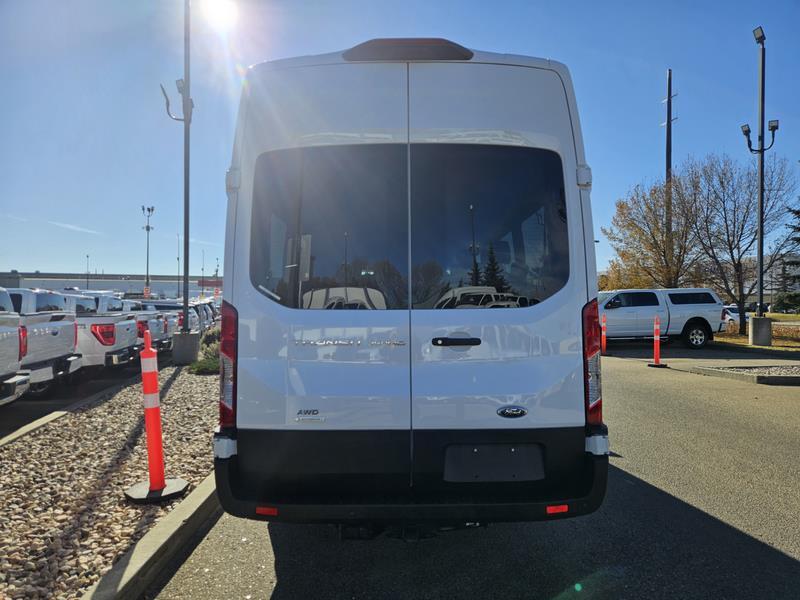 Ford Transit 2024