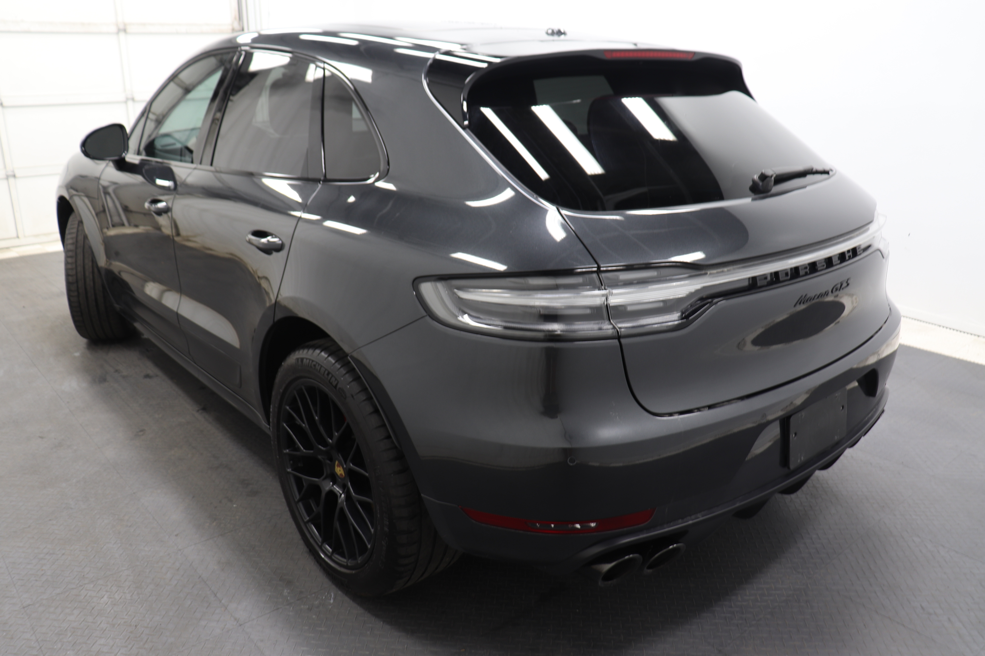 Porsche Macan 2021