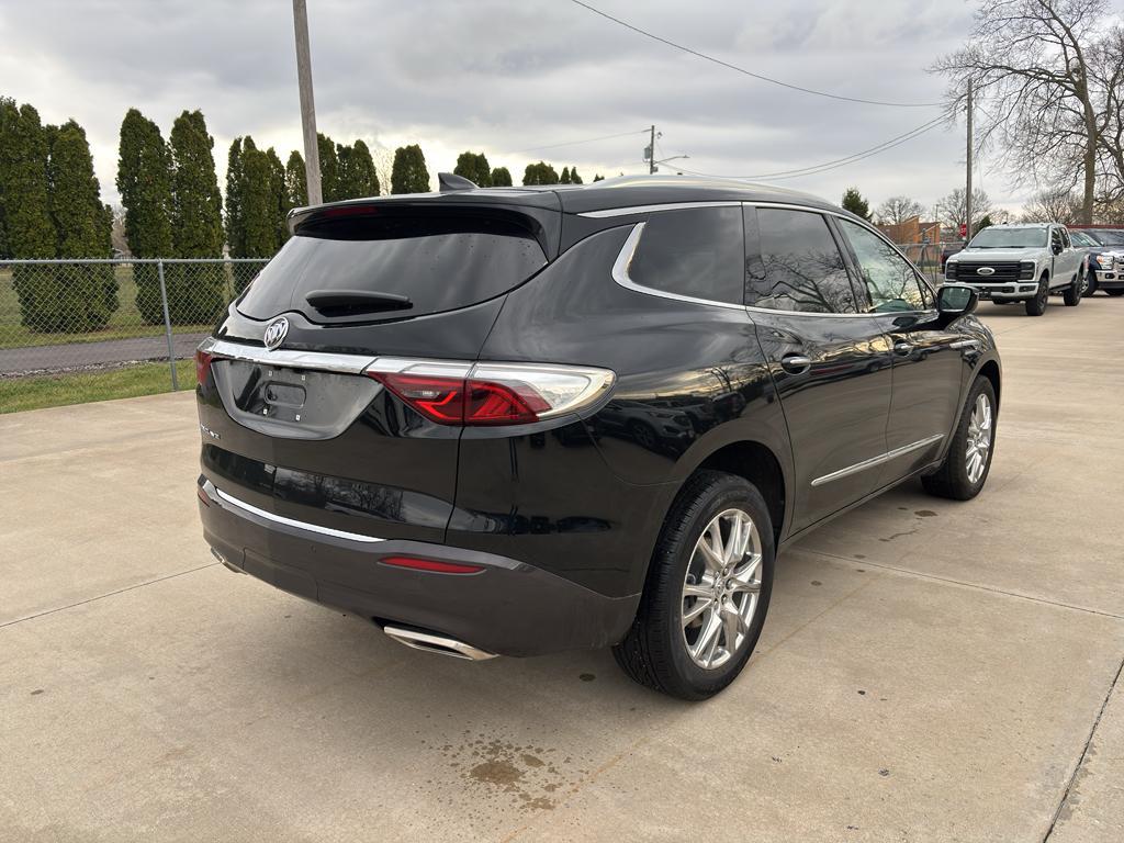 Buick Enclave 2023