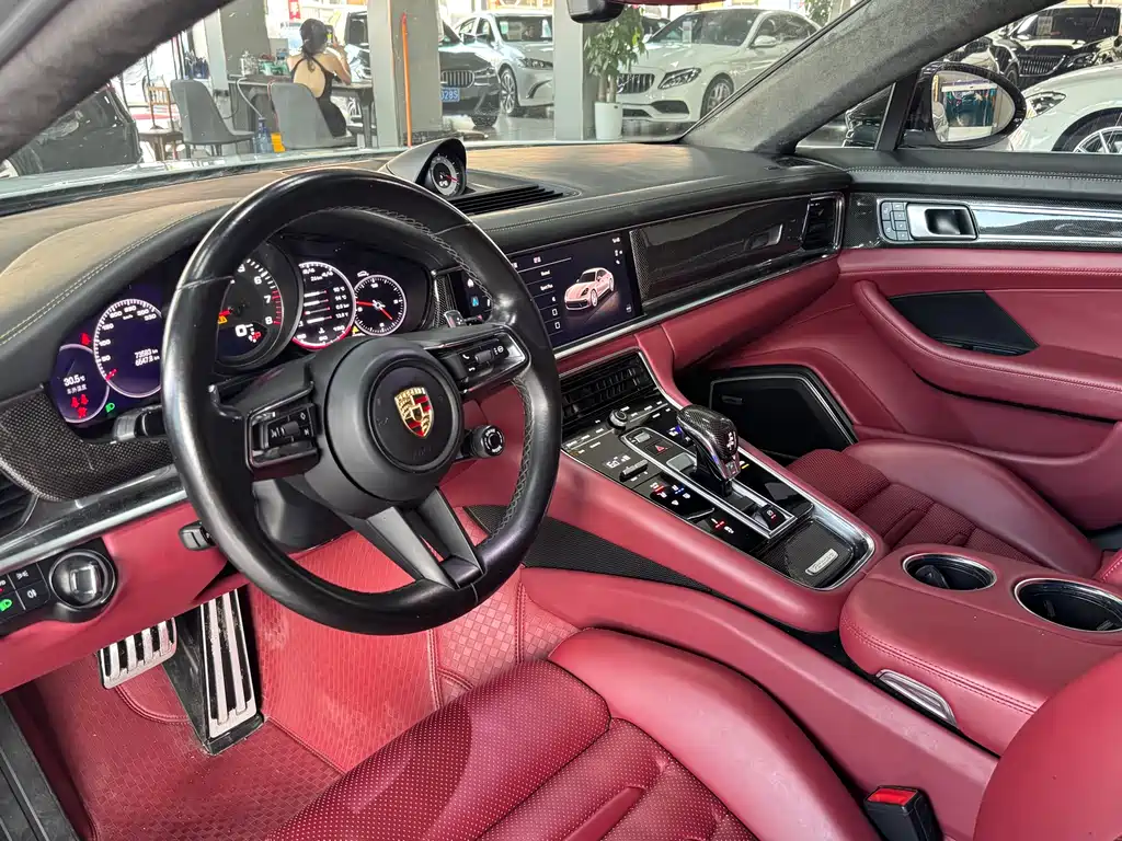 Porsche Panamera 2022