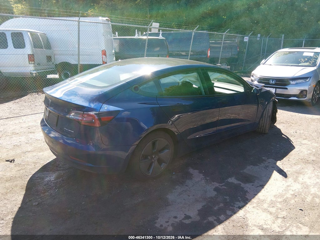 Tesla Model 3 2022