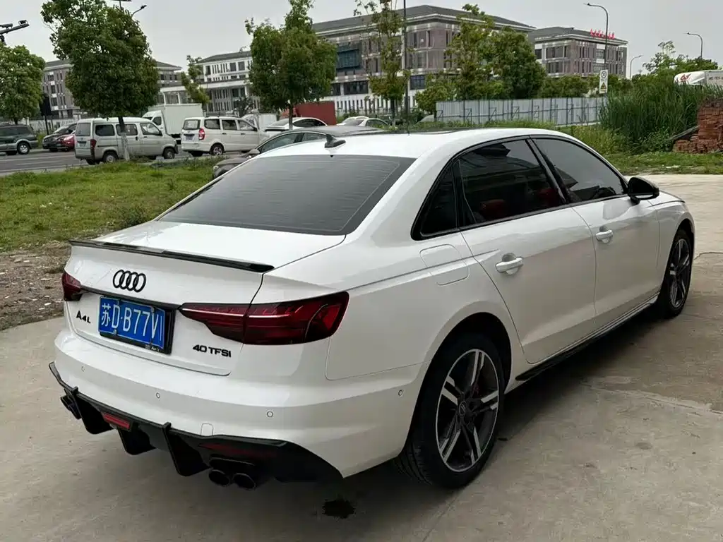 Audi A4 2022