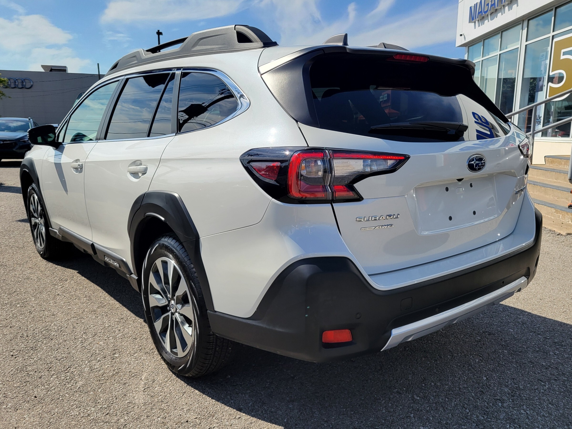 Subaru Outback 2025