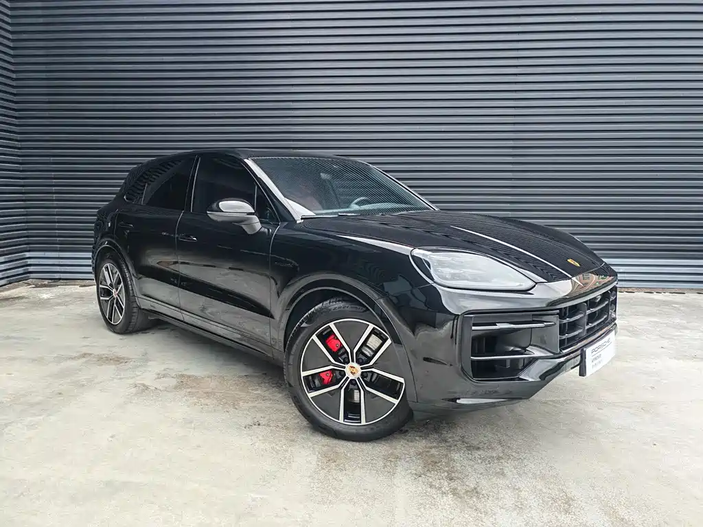 Porsche Cayenne 2025