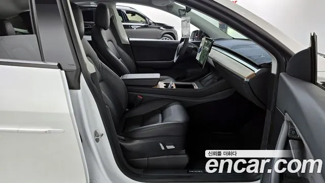 Tesla Model Y 2021