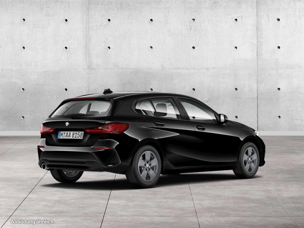 BMW 118 2023
