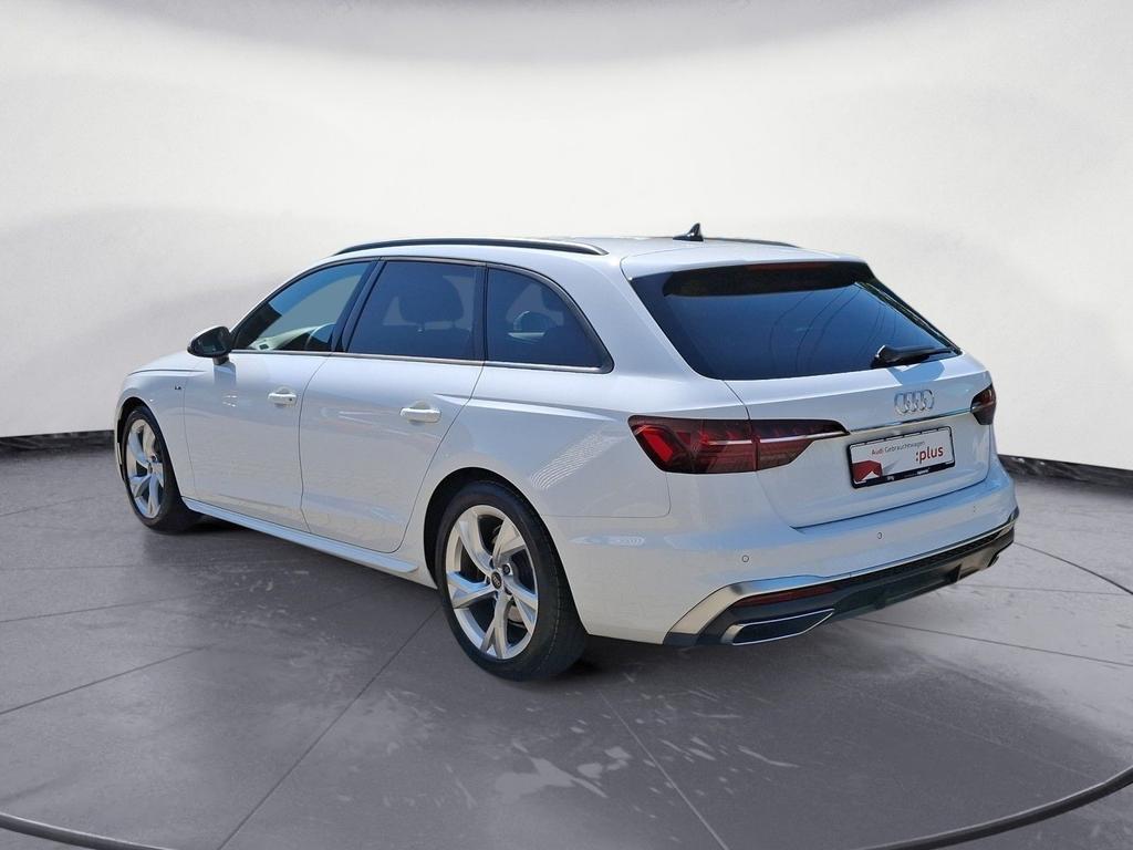 Audi A4 2023