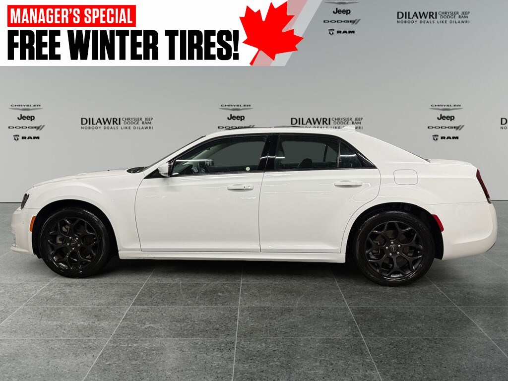 Chrysler 300 2023