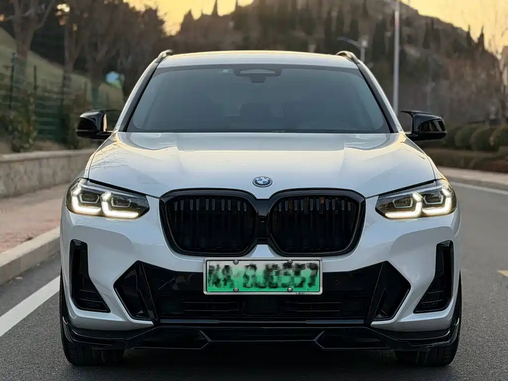 BMW iX3 2022