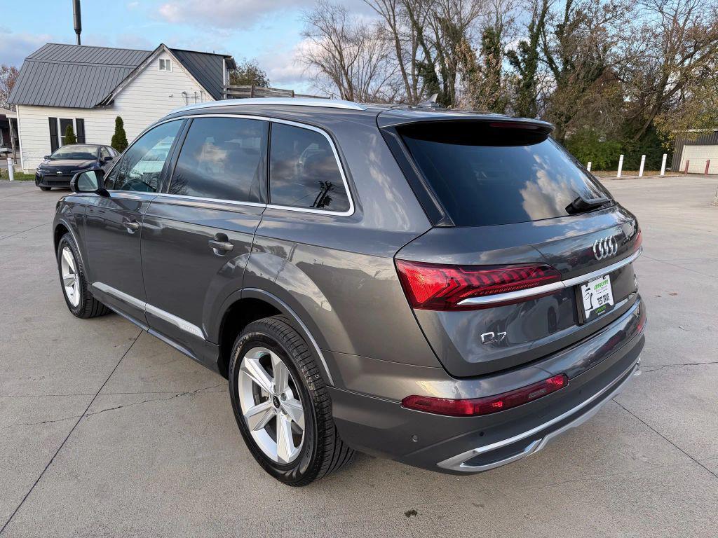 Audi Q7 2024