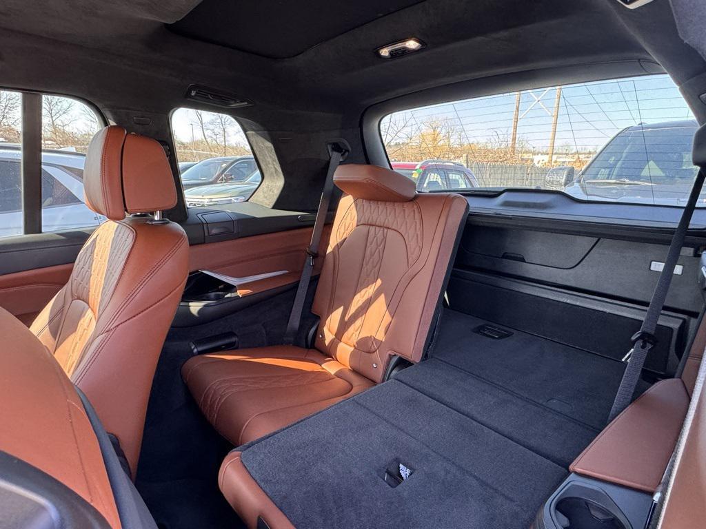 BMW X7 2023