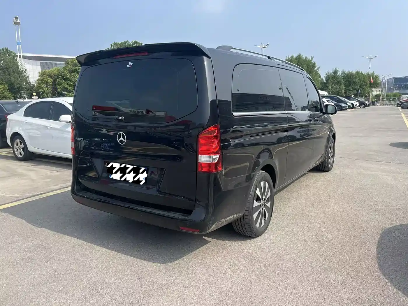 Mercedes-Benz Vito 2023