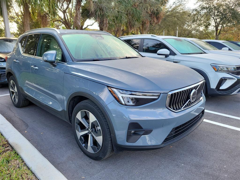 Volvo XC40 2023