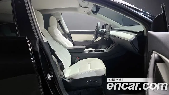 Tesla Model Y 2021