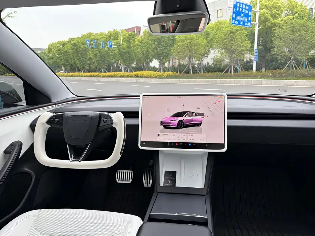 Tesla Model 3 2023