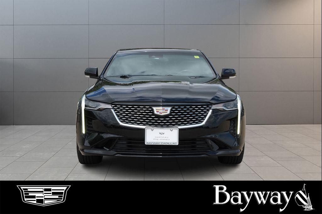 Cadillac CT4 2022
